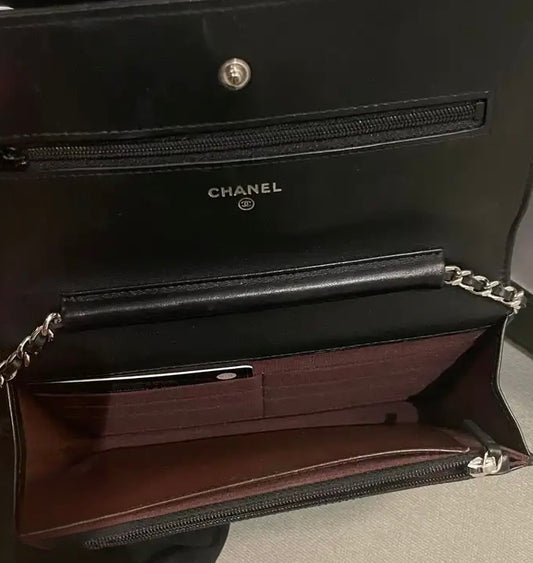 حقيبة شانيل بسلسلة