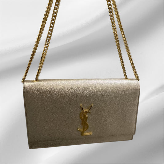 حقيبة سان لوران