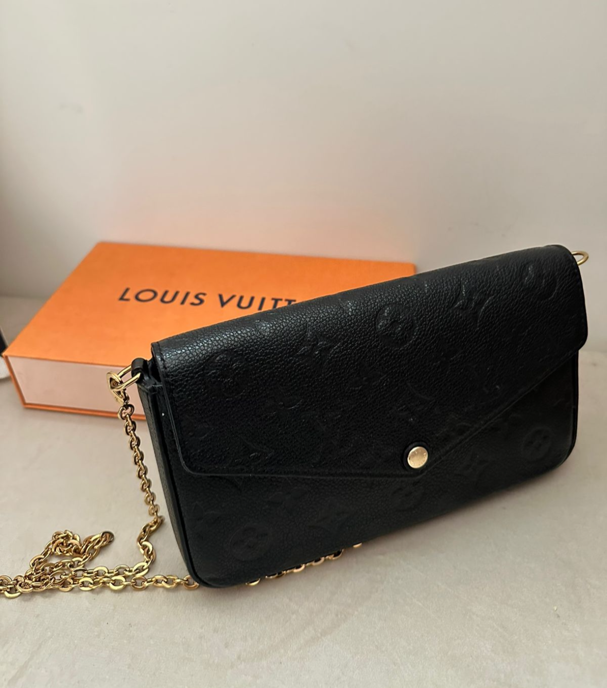 حقيبة لوي فيتون جلد