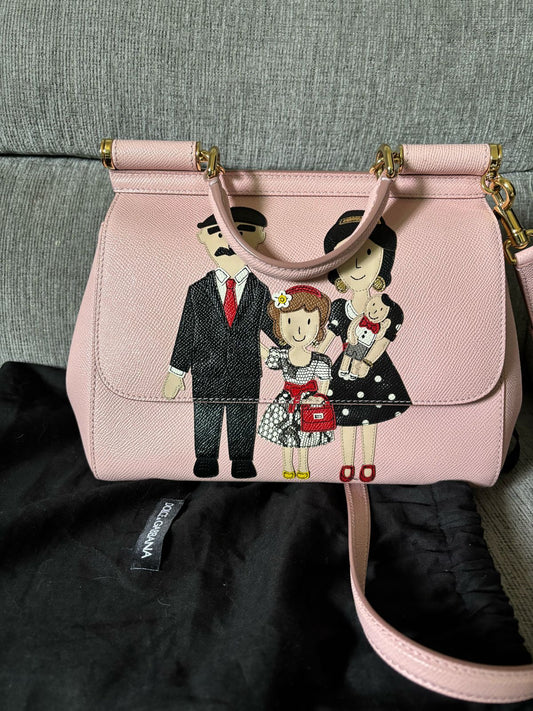 حقيبة دولتشي اند غابانا