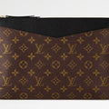 حقيبة Daily Pouch - Louis Vuitton