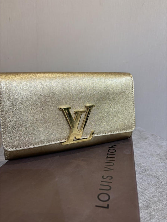 حقيبة كلاتش لوي فيتون