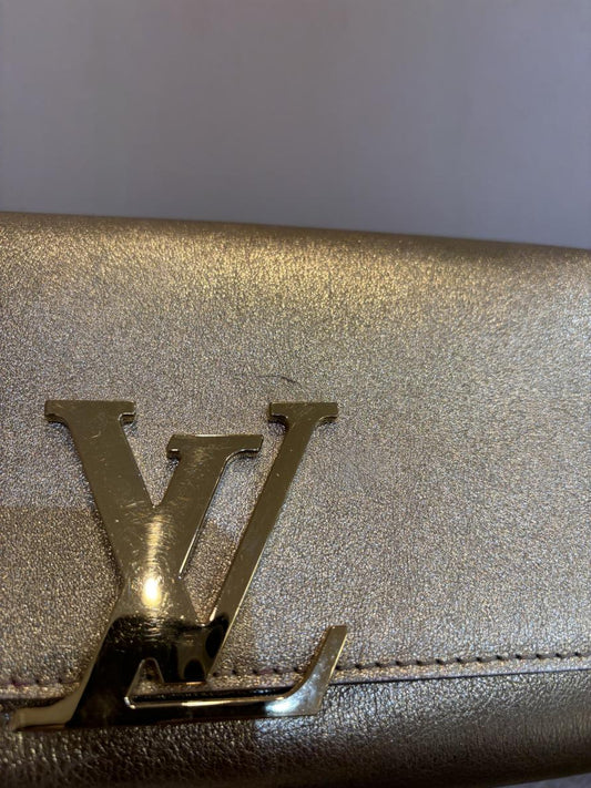 حقيبة كلاتش لوي فيتون