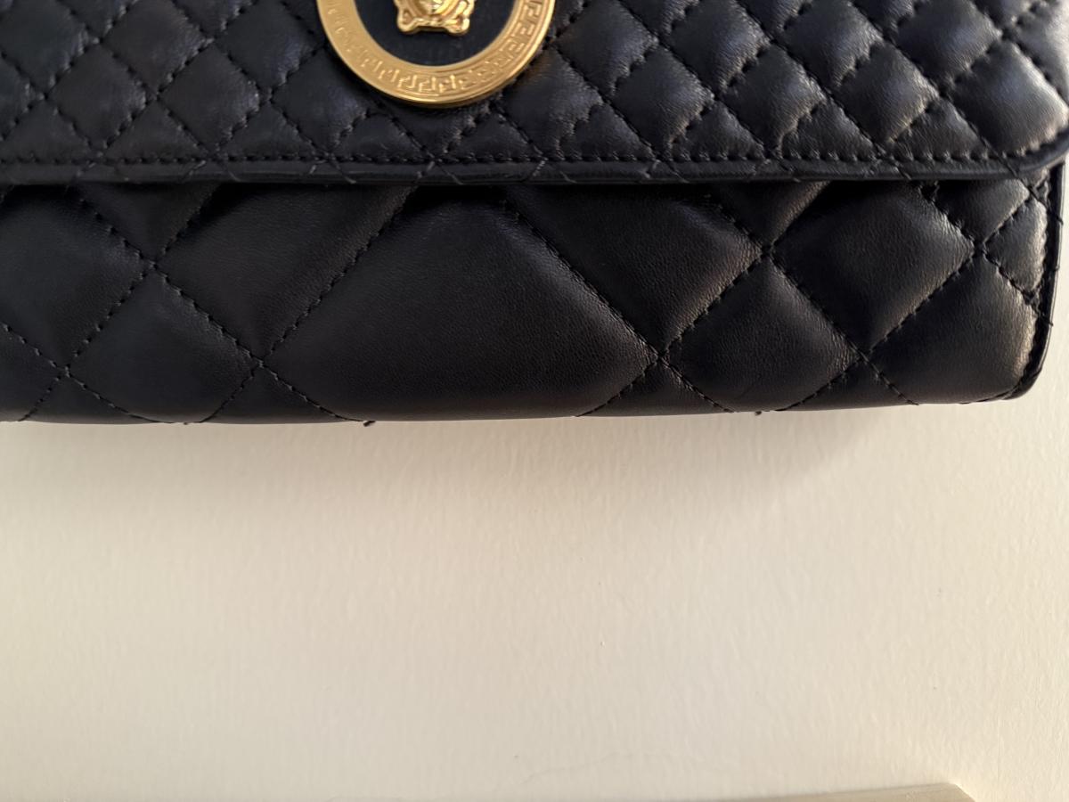 حقيبة فرزاتشي