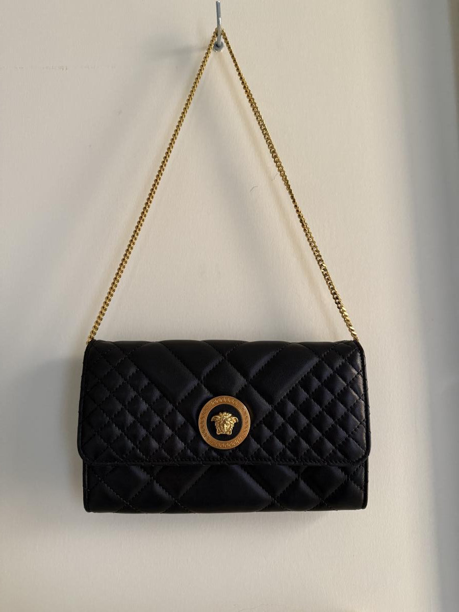 حقيبة فرزاتشي