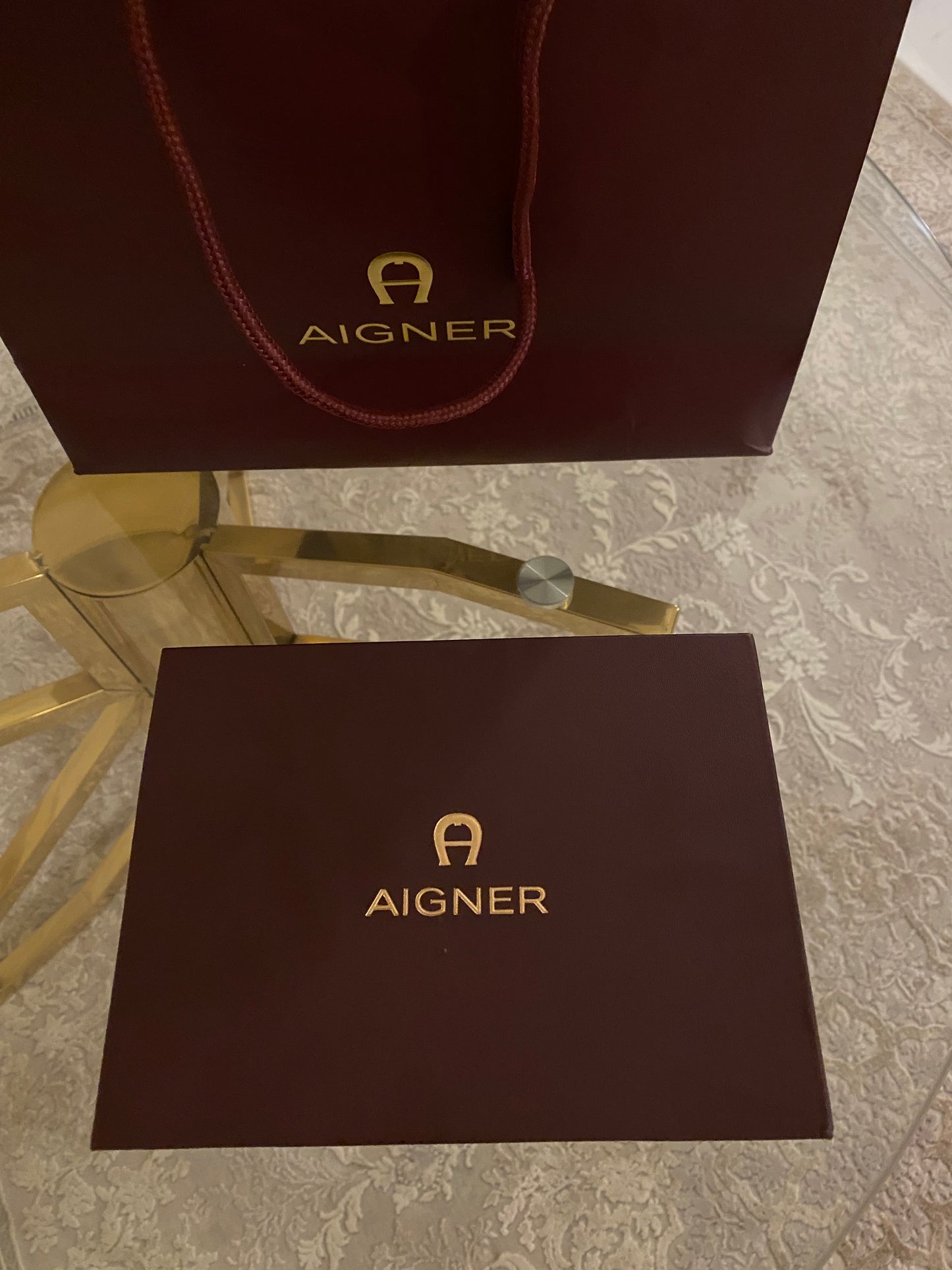 ساعة آقنر
